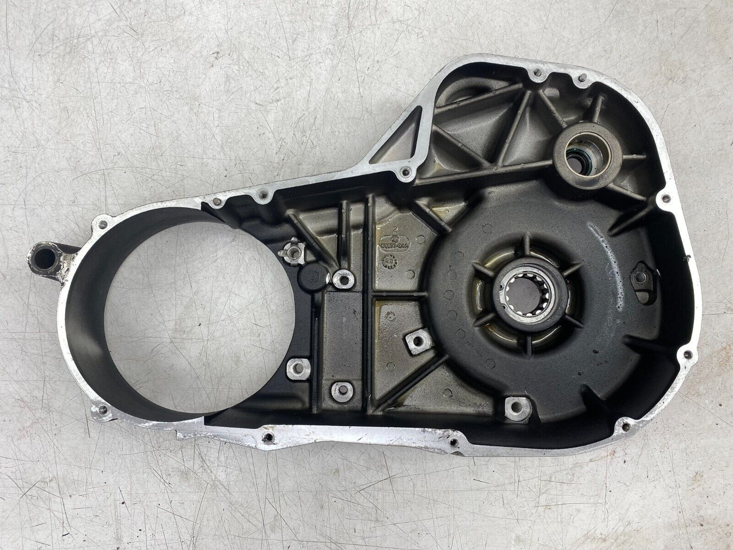 2000 HARLEY DAVIDSON FLH ROADKING INNER PRIMARY CLUTCH HOUSING CASE BACKING PLAT