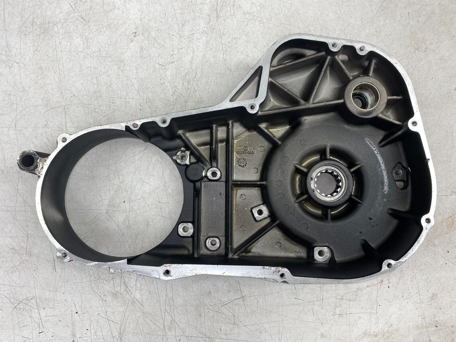 2000 HARLEY DAVIDSON FLH ROADKING INNER PRIMARY CLUTCH HOUSING CASE BACKING PLAT