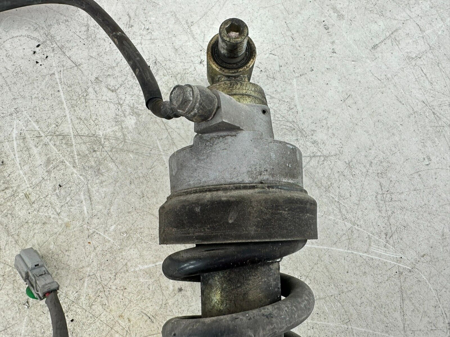 2004 Honda Goldwing GL1800 Rear Shock Suspension + Air Compressor