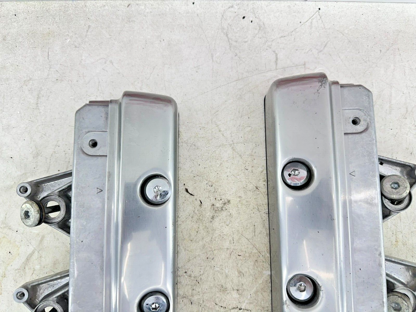 2004 Honda Goldwing GL1800 Right Left Valve Head Cover Case