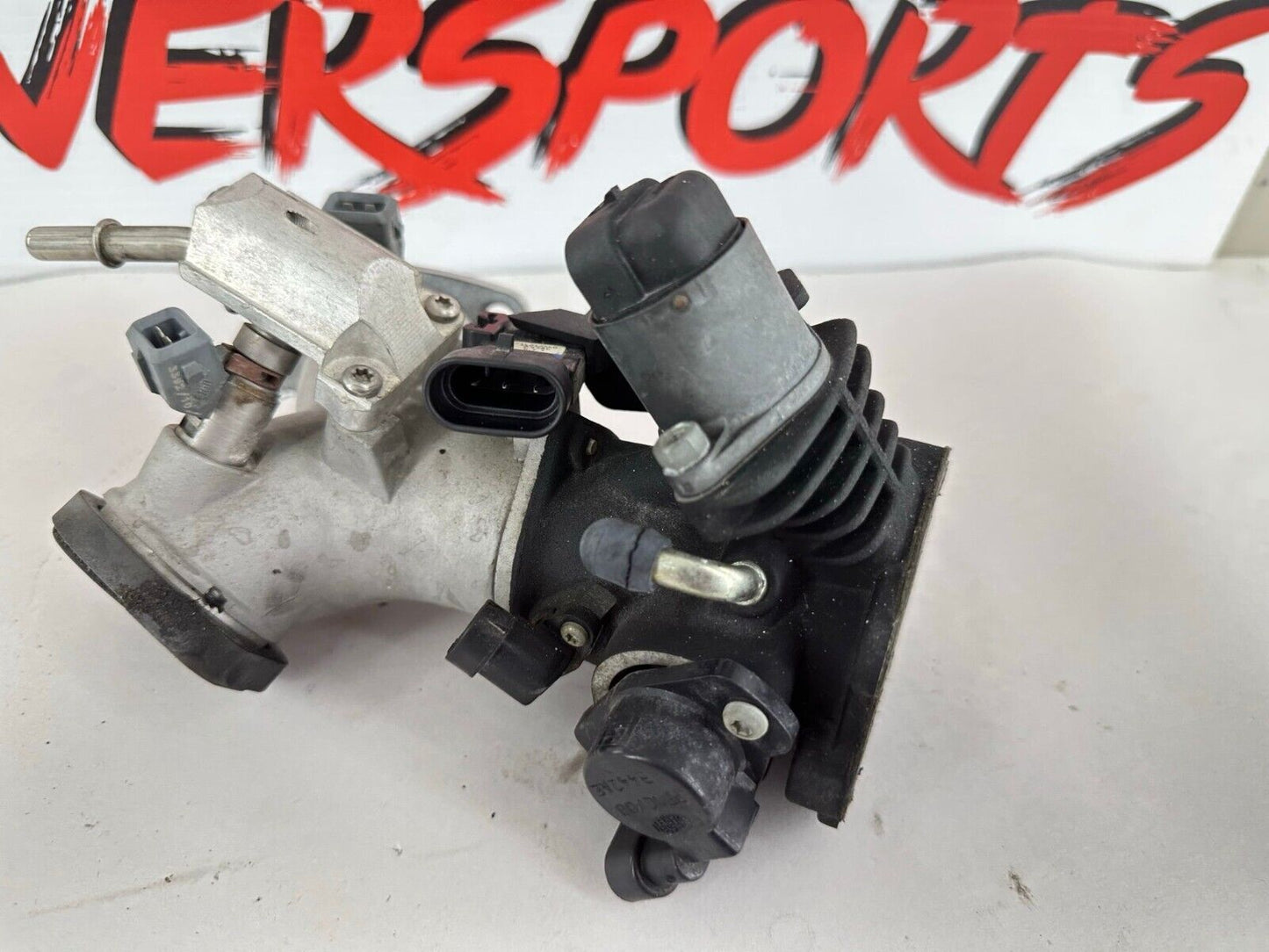 2003 HARLEY SOFTAIL Throttle Body + Intake Manifold + Injectors 27630-01