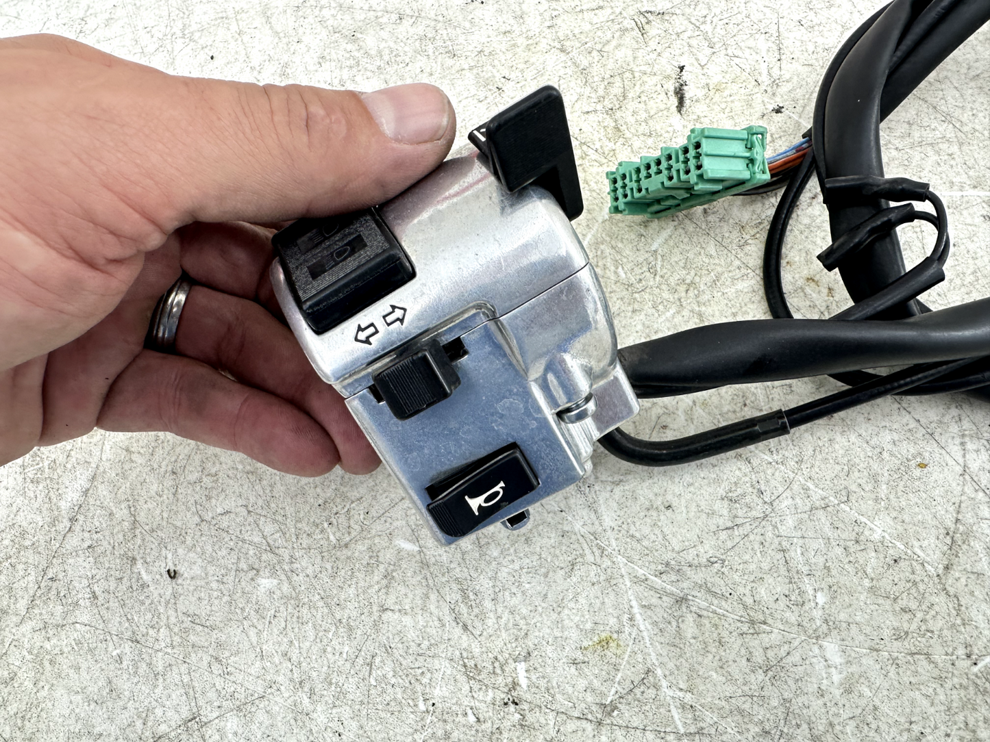 1999 HONDA VALKYRIE INTERSTATE Left Hand Controls Switches Buttons Horn Turn