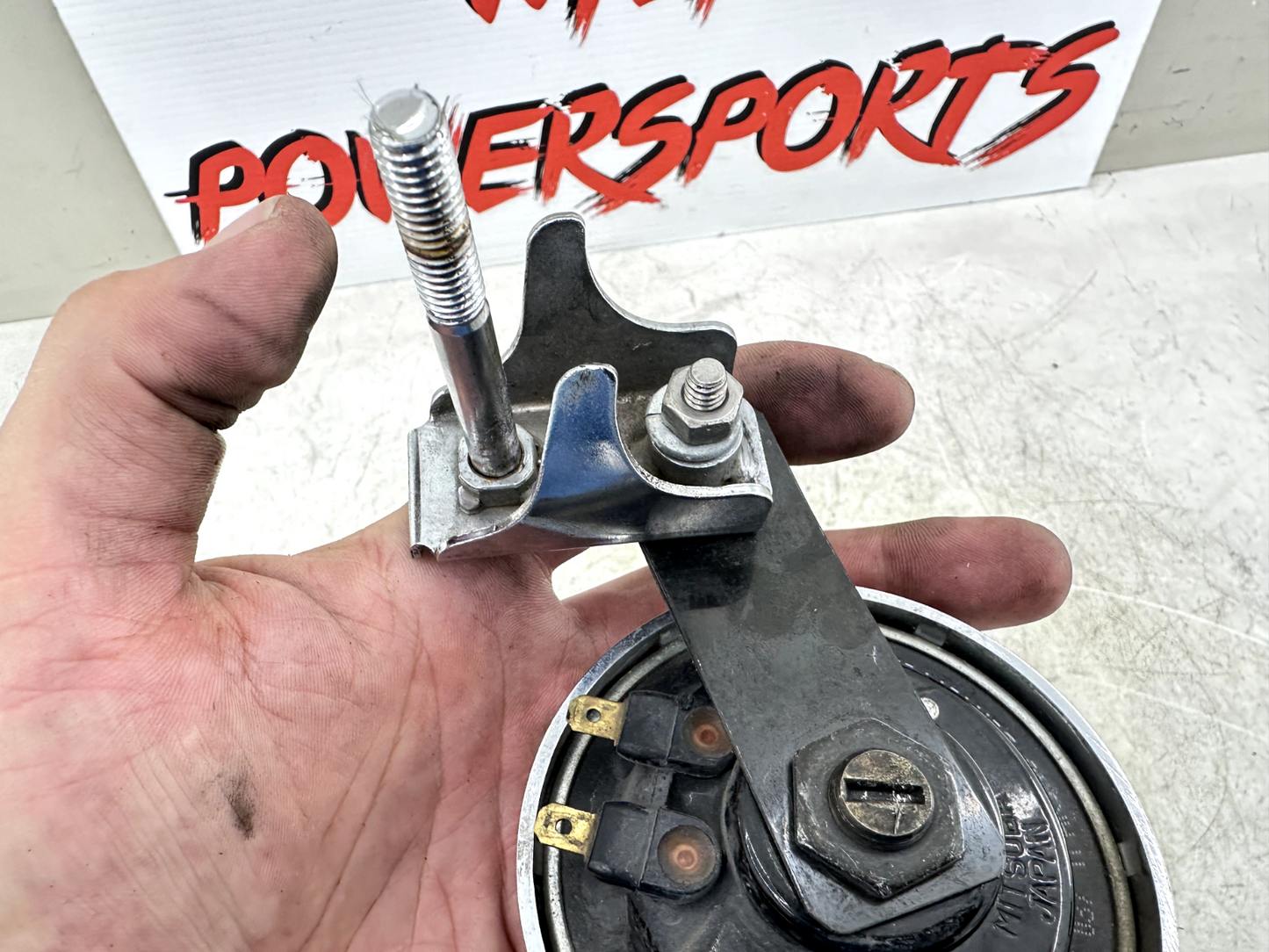 1999 HONDA VALKYRIE INTERSTATE Horn + Mounting Bracket + Bolt