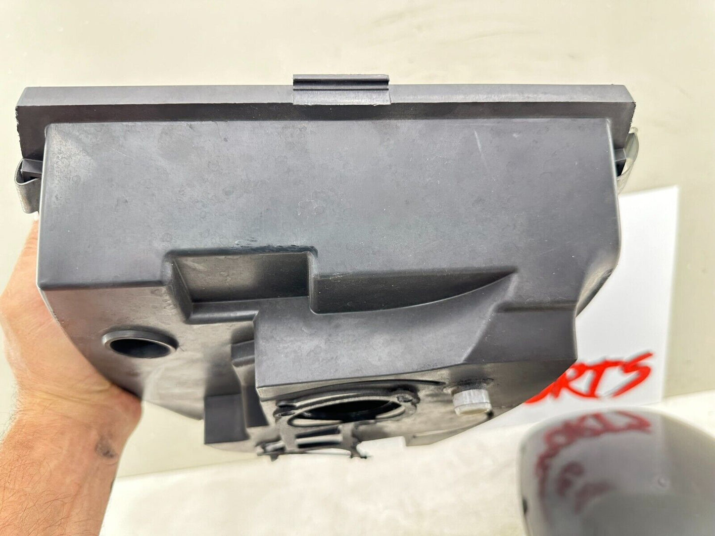 2003 Harley Davidson V Rod VRSCA Air Intake K&N Filter Cleaner Box Housing Cover