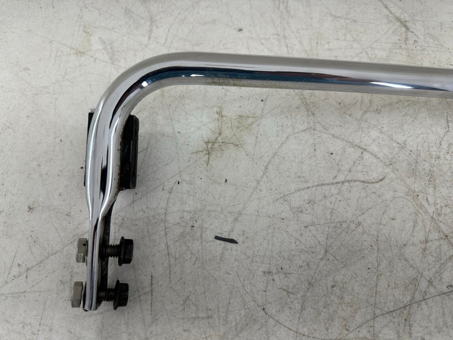 2005 HARLEY FLH ROADKING Saddlebag Lower Chrome Trim Exhaust Mounting Bracket