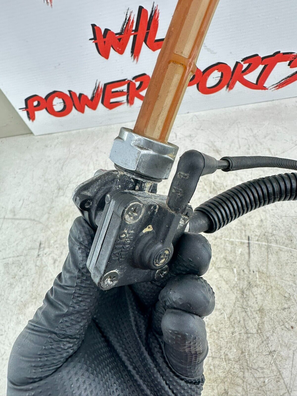2002 HARLEY DYNA LOW RIDER Petcock Gas Tank Fuel Valve On Off