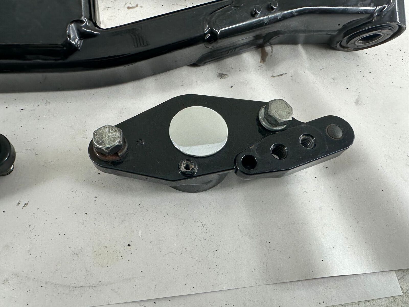 2000 HARLEY FLH ELECTRA GLIDE Swingarm + Bushings + Axle + Trans Bolt