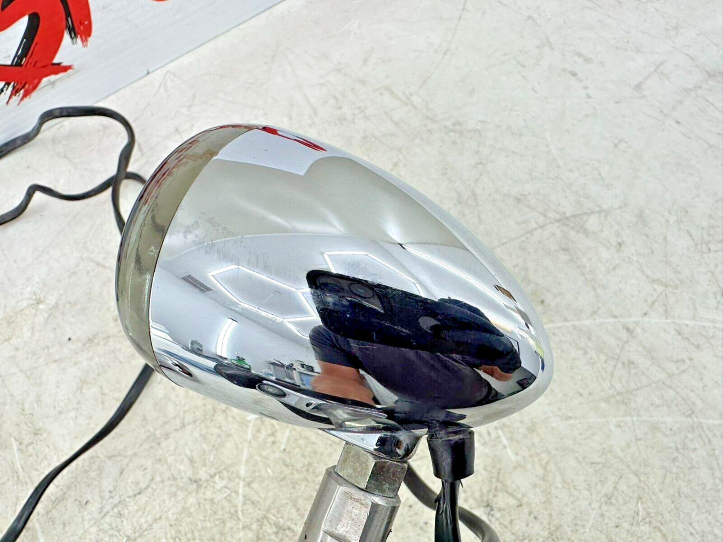 2002 HARLEY DYNA LOW RIDER 41mm Fork Mounted Turn Signals W/ LED Bulb