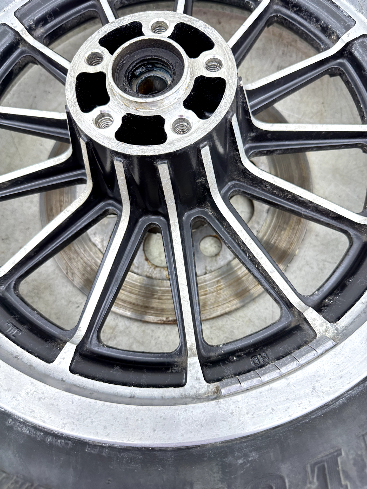 1997 HARLEY DYNA 13 Spoke 16" Rear Mag Wheel Rim + Rotor