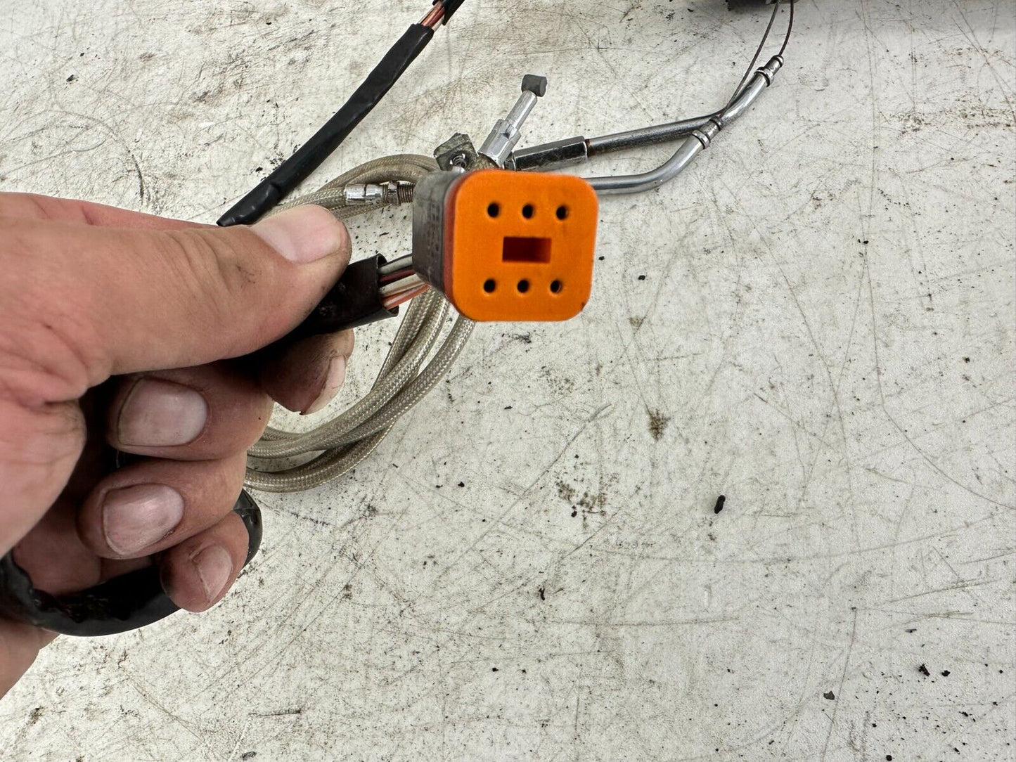2001 Harley Davidson Sportster Throttle Controls Switch Housing Braided Cable