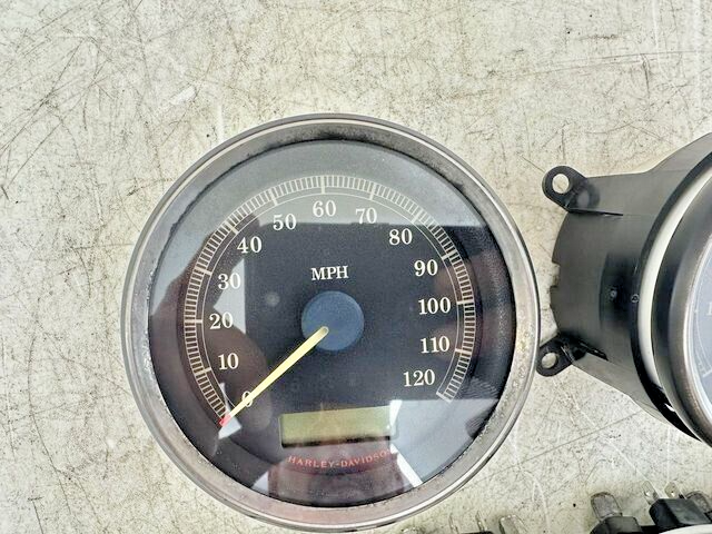 2007 Harley Davidson Electra Glide Speedometer Tach Oil Temp Gas Volt Gauge Set