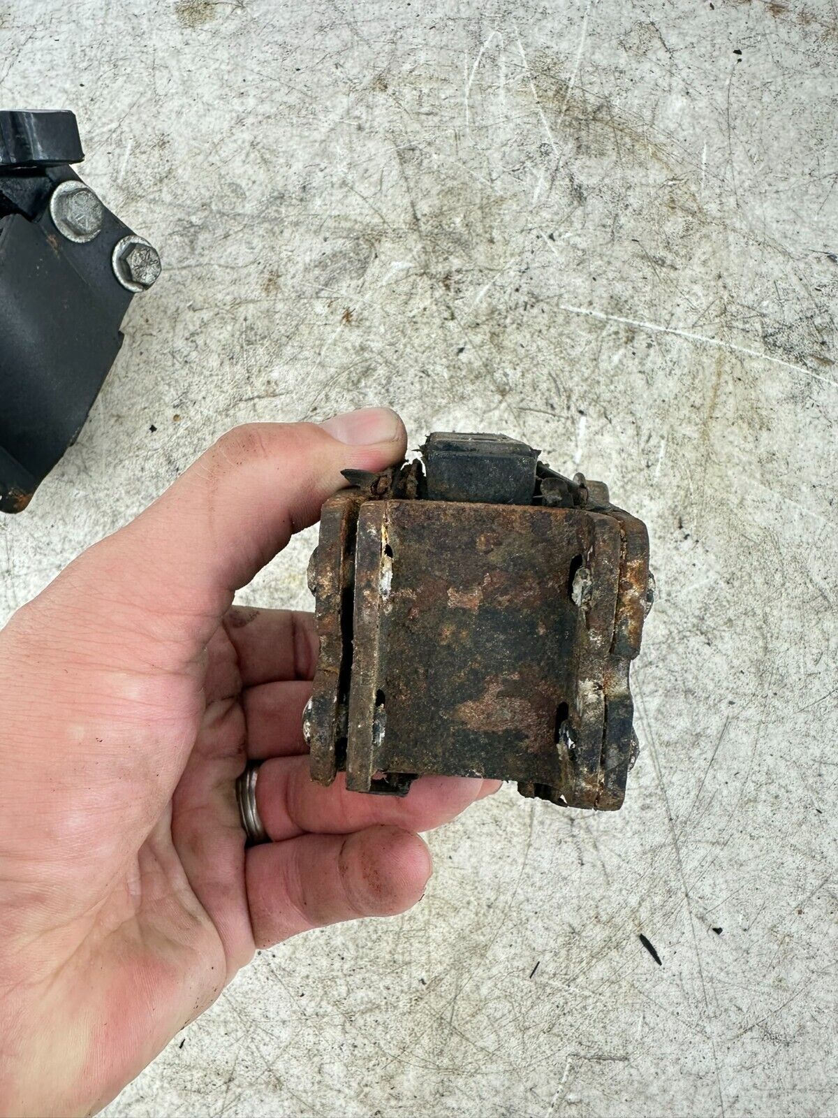 1997 HARLEY DYNA Front Engine Motor Rear Transmission Rubber Mounts