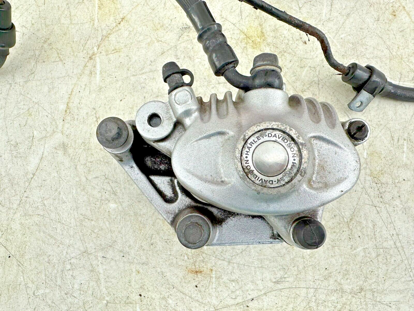 2004 UP HARLEY DAVIDSON SPORTSTER OEM HD Front Brake Master Cylinder Caliper