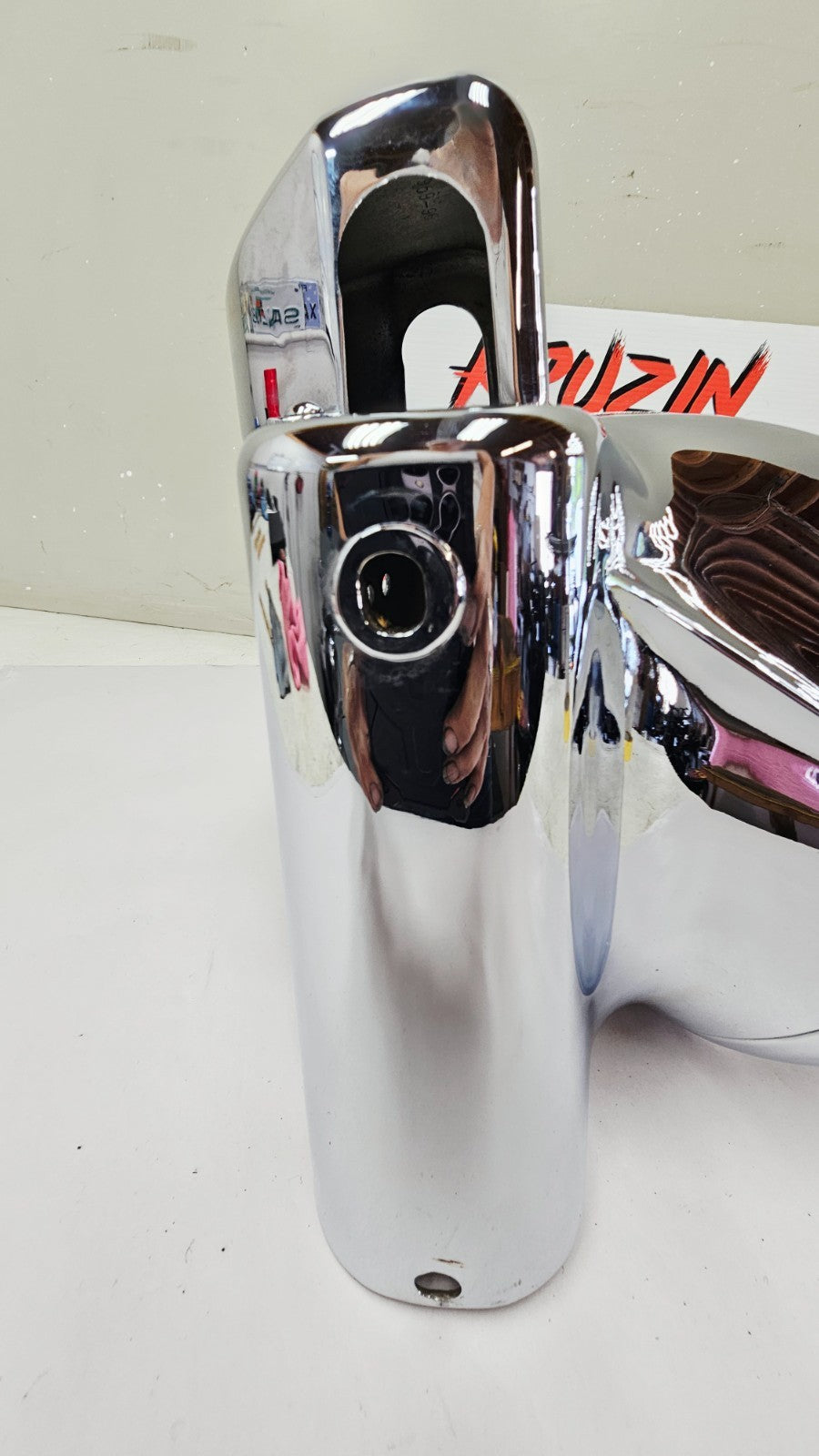 1995 HARLEY SOFTAIL FATBOY OEM Chrome 7" Headlight Nacelle Housing Shroud Lamp