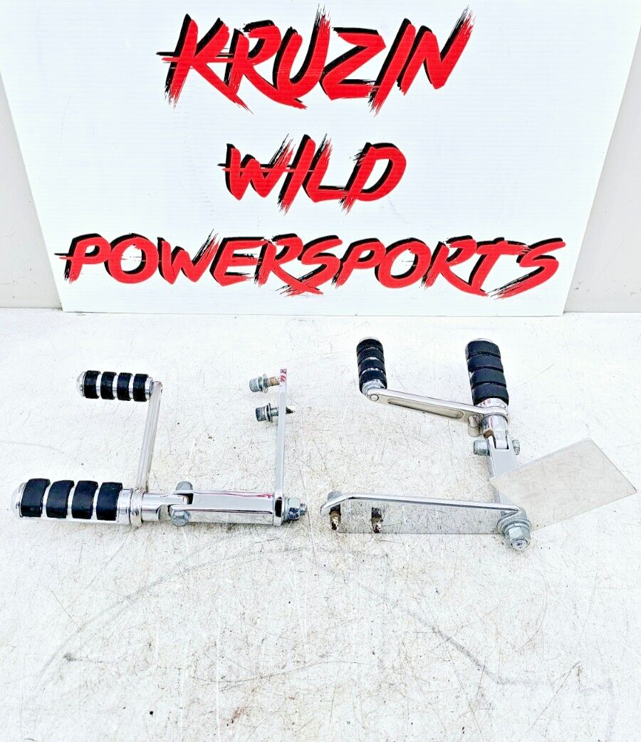 1999 HARLEY DYNA CONVERTIBLE Chrome Front Highway Forward Pegs MTG Bracket