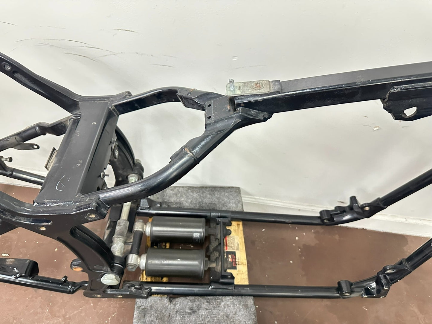 2001 HARLEY SOFTAIL Deuce Frame Chassis Swingarm Shocks Straight