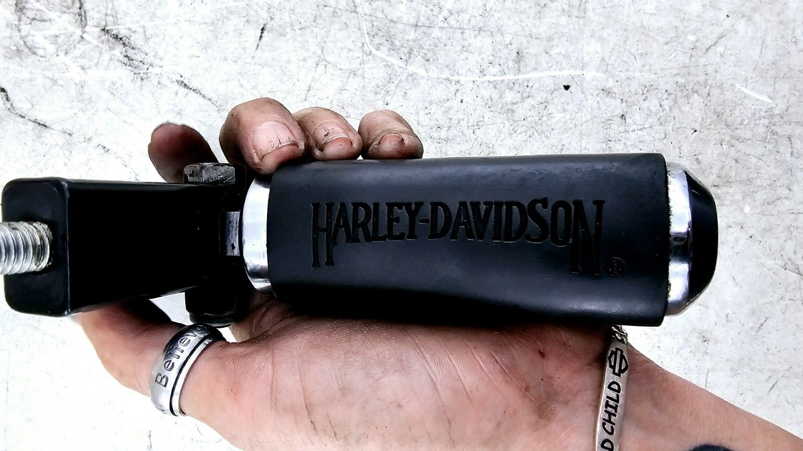 2000 Harley Davidson Sportster Rear Passenger Chrome Footpeg Foot Peg Footrest