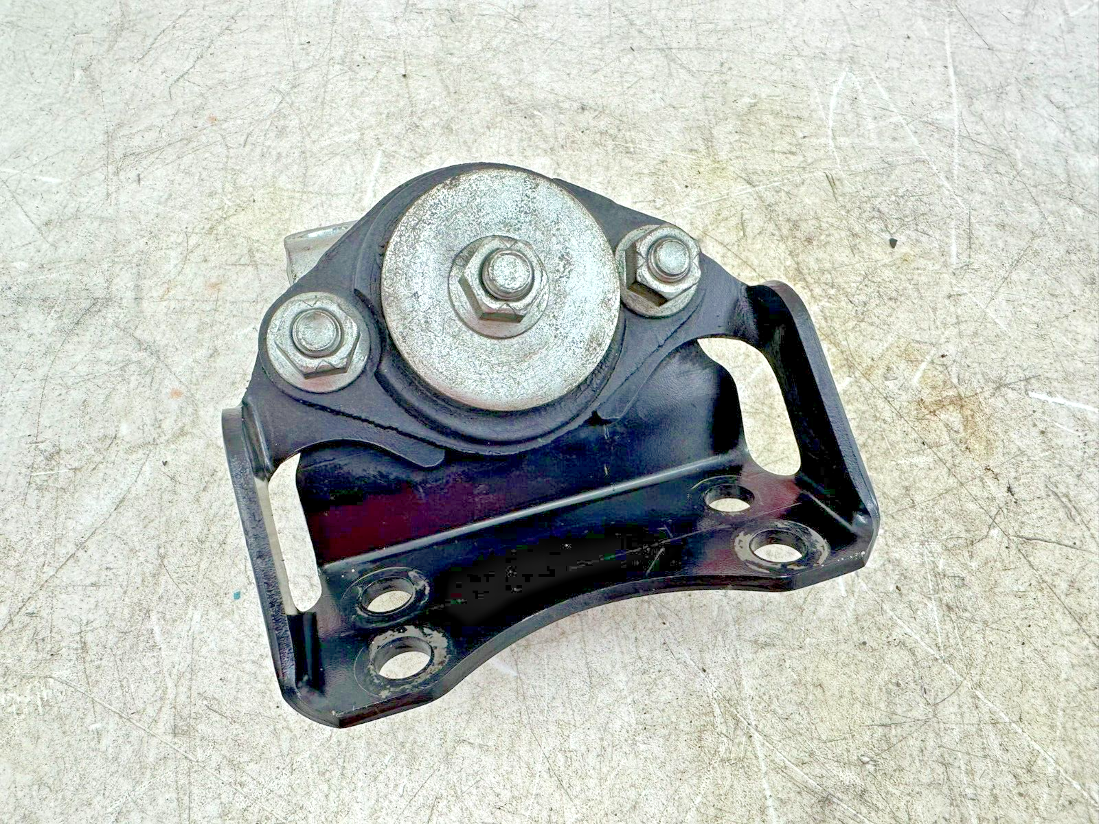 2003 Harley Davidson V Rod VRSCA Rubber Engine Motor Mount