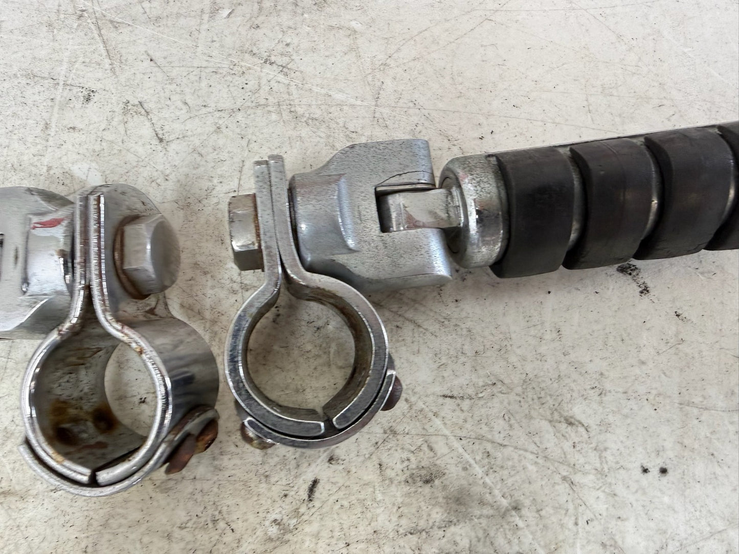 1995 HARLEY FLH ELECTRA GLIDE Chrome Highway Foot Pegs Peg Rest OEM HD