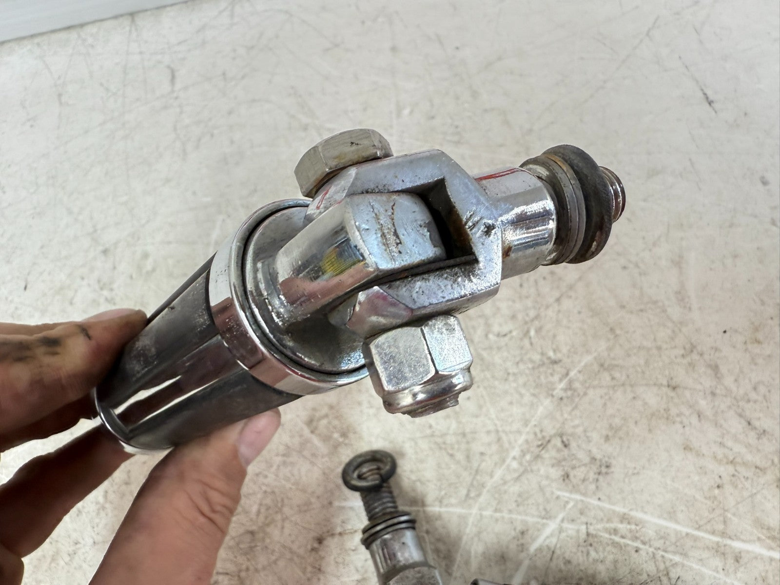 1997 HARLEY DAVIDSON SOFTAIL Passenger Foot Pegs Rest & Mounting Bracket