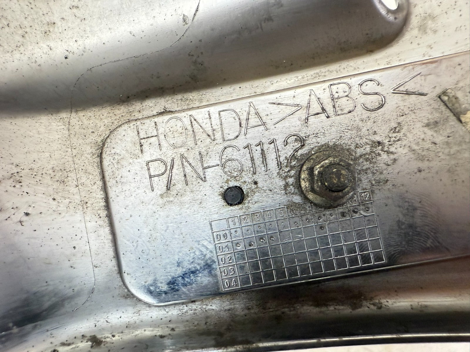 2002 Honda Goldwing GL1800 Front Fender Wheel Fork Cover Set Chrome