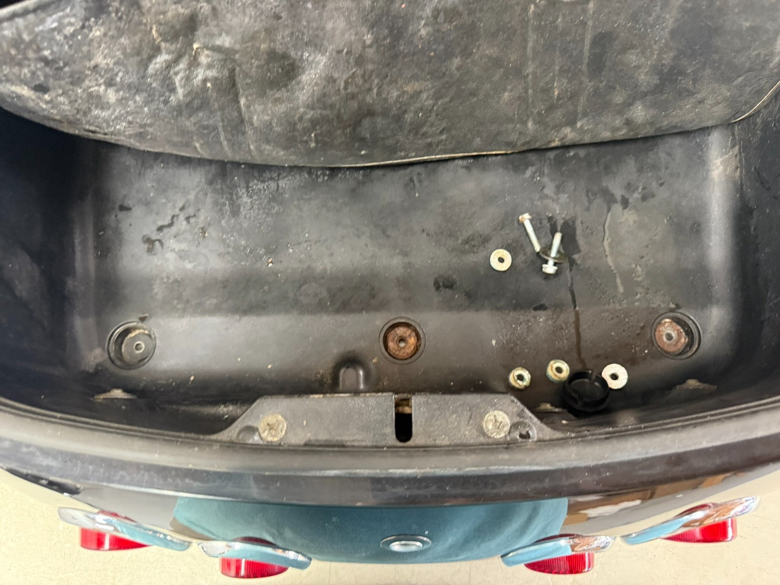 2001 HONDA VALKYRIE INTERSTATE Trunk Luggage Speaker Lid Storage Box W/ key