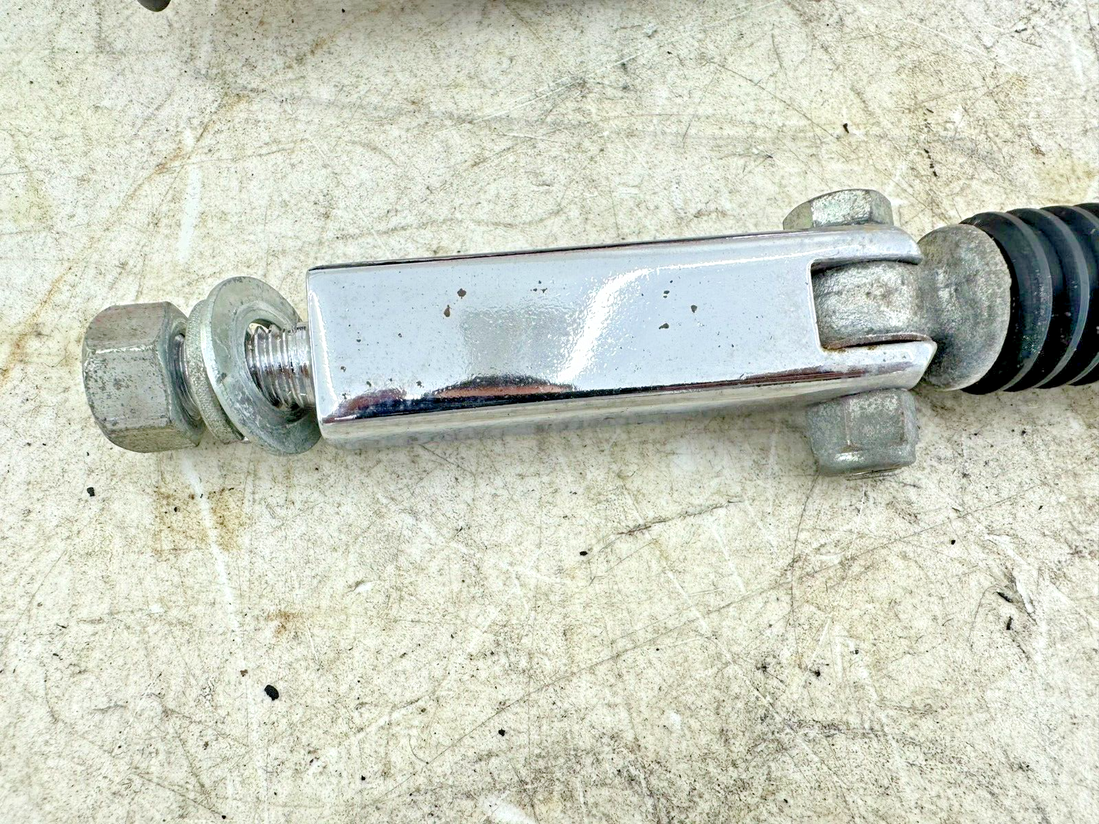 1997 HARLEY DYNA OEM HD Highway Forward Foot Pegs + MTG Hardware