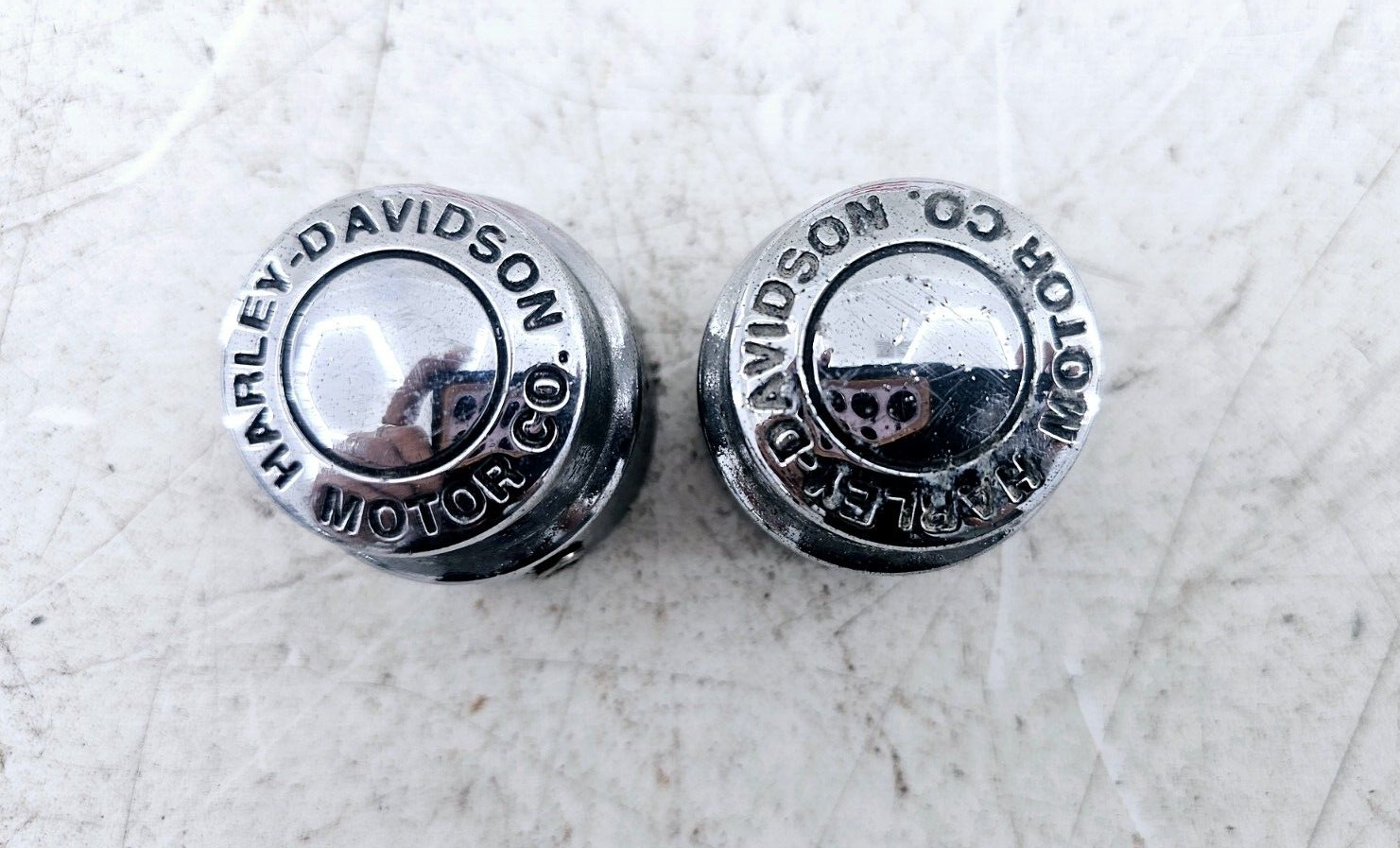 1997 HARLEY SOFTAIL Front Axle Covers Right Left OEM HD Genuine