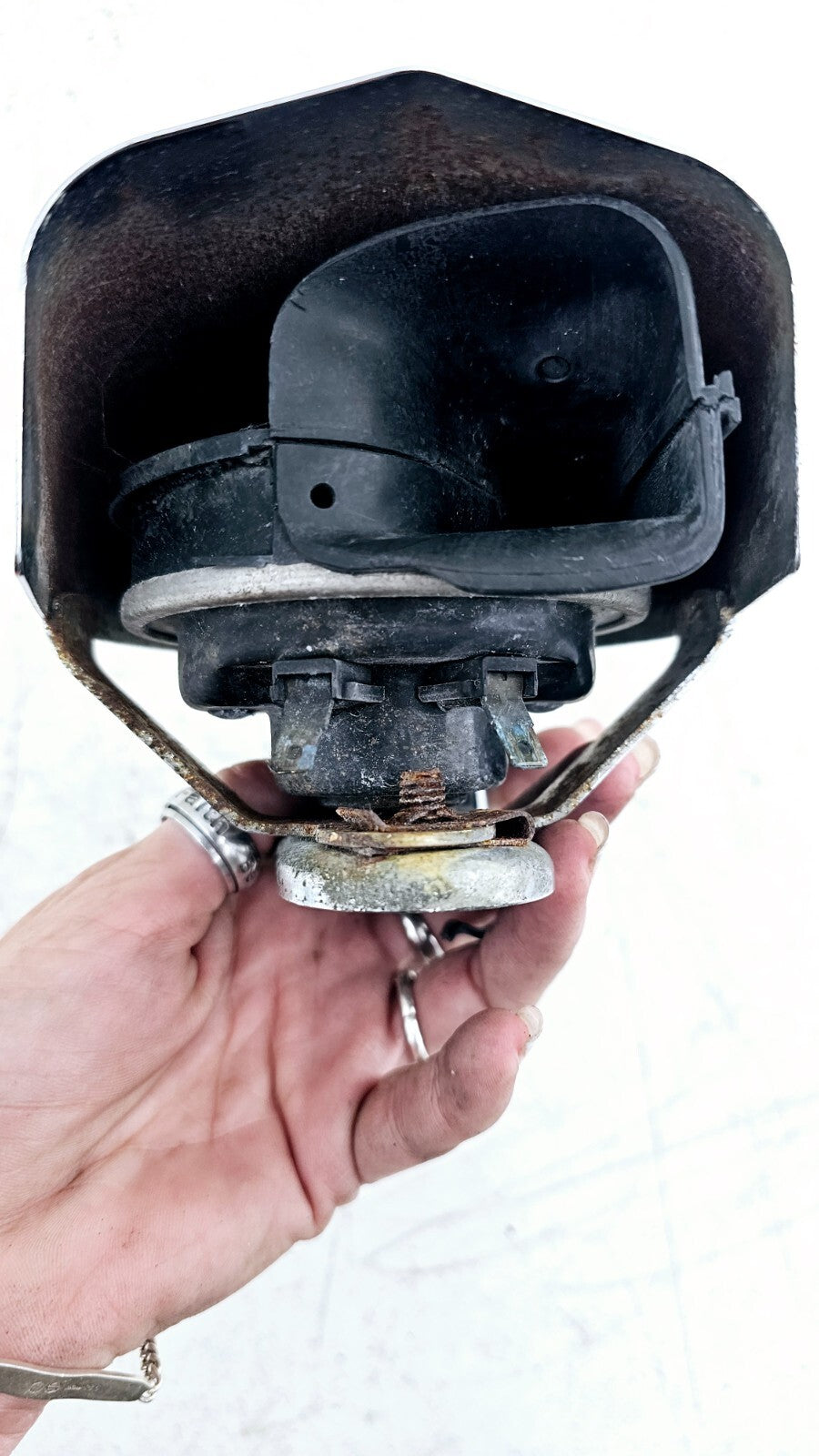 1997 HARLEY SOFTAIL OEM HD Horn & Chrome Cover