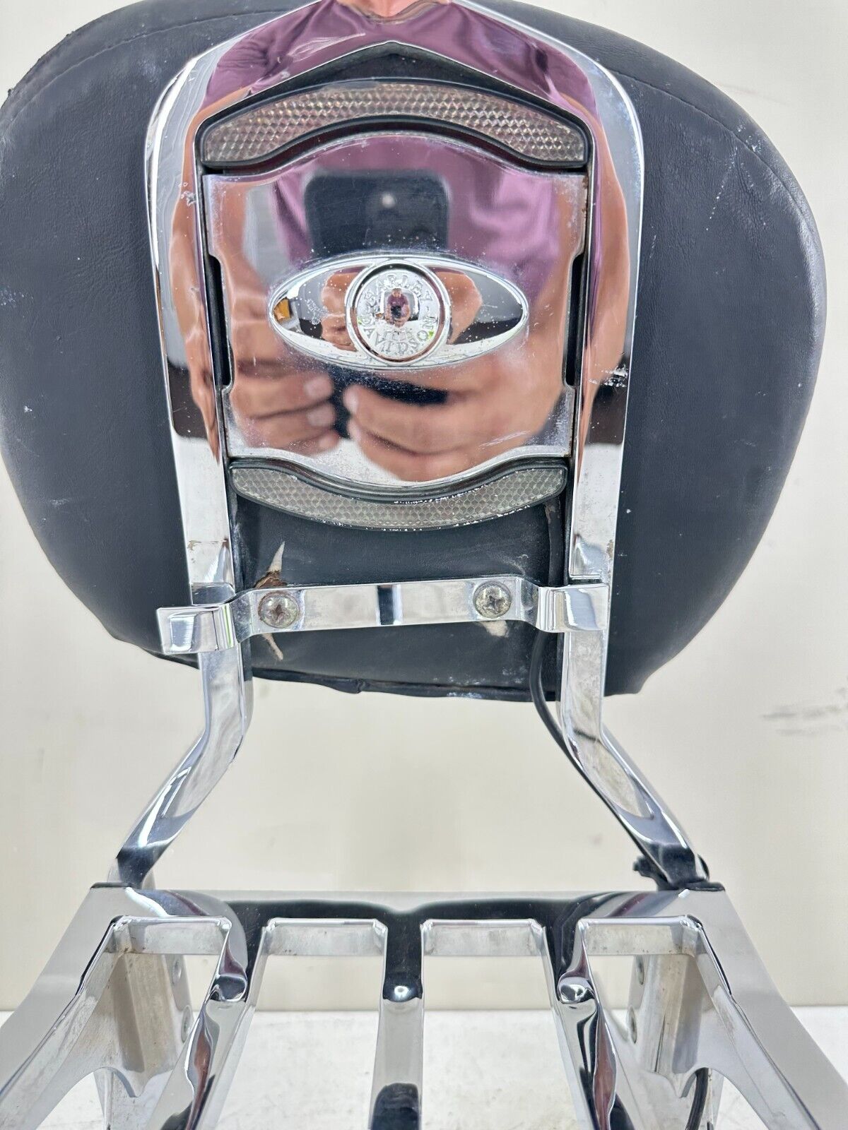 2003 HARLEY DAVIDSON SOFTAIL Passenger Backrest Sissy Bar w/ Pad & Luggage Rack