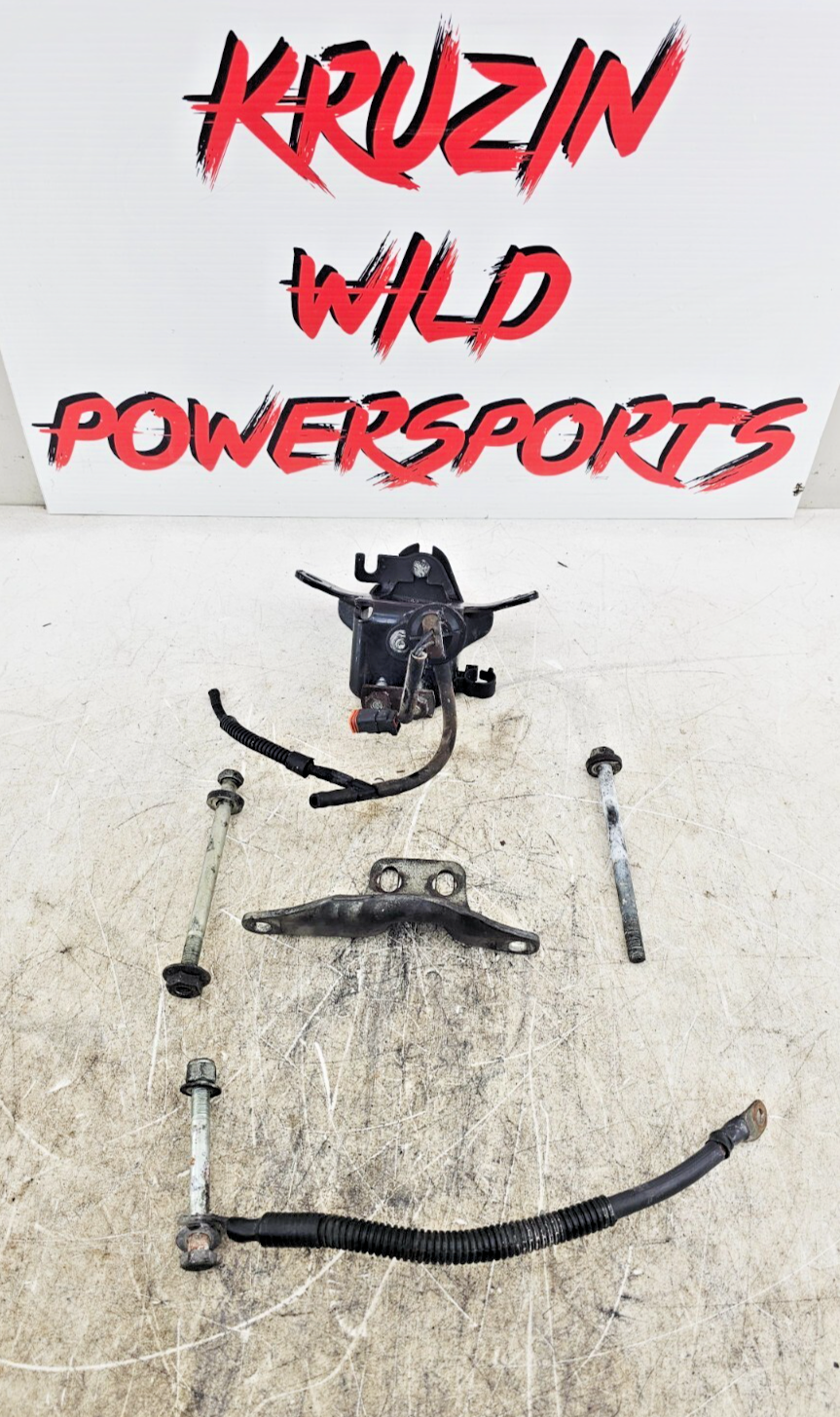 2000 Harley Davidson Sportster Upper Front Motor Mount Bracket + Bolts