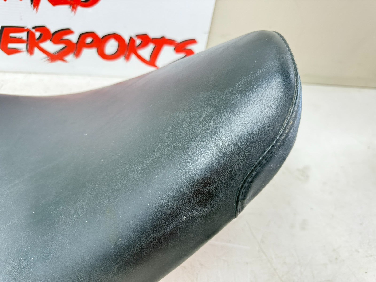 1997 HARLEY DAVIDSON SOFTAIL Gun Slinger OEM Driver Seat Saddle 2 Up 