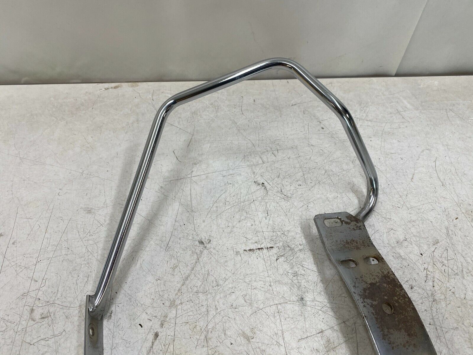 1996 HARLEY ELECTRA GLIDE Touring FLH Passenger Grab Handle Bars Bracket