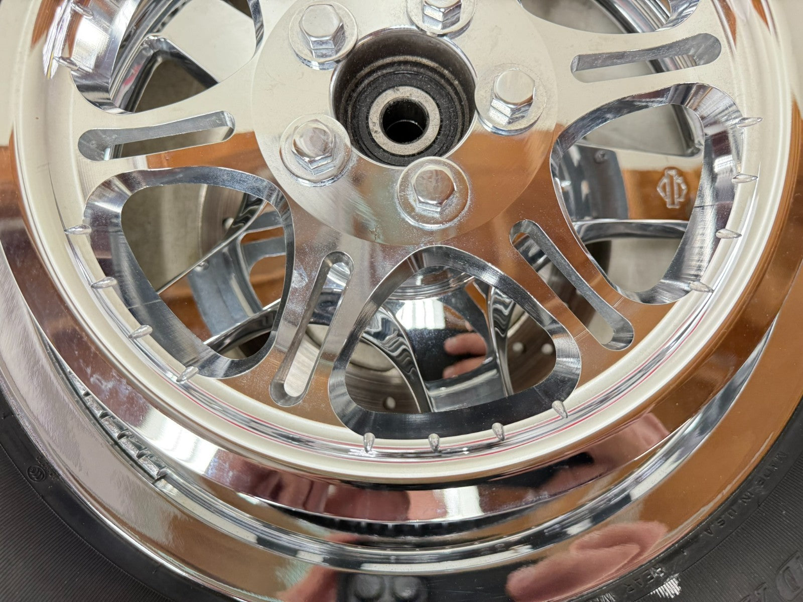 2003 HARLEY DYNA WIDE GLIDE 16" Thunder star  Rear Wheel Rim Full Chrome NICE! 