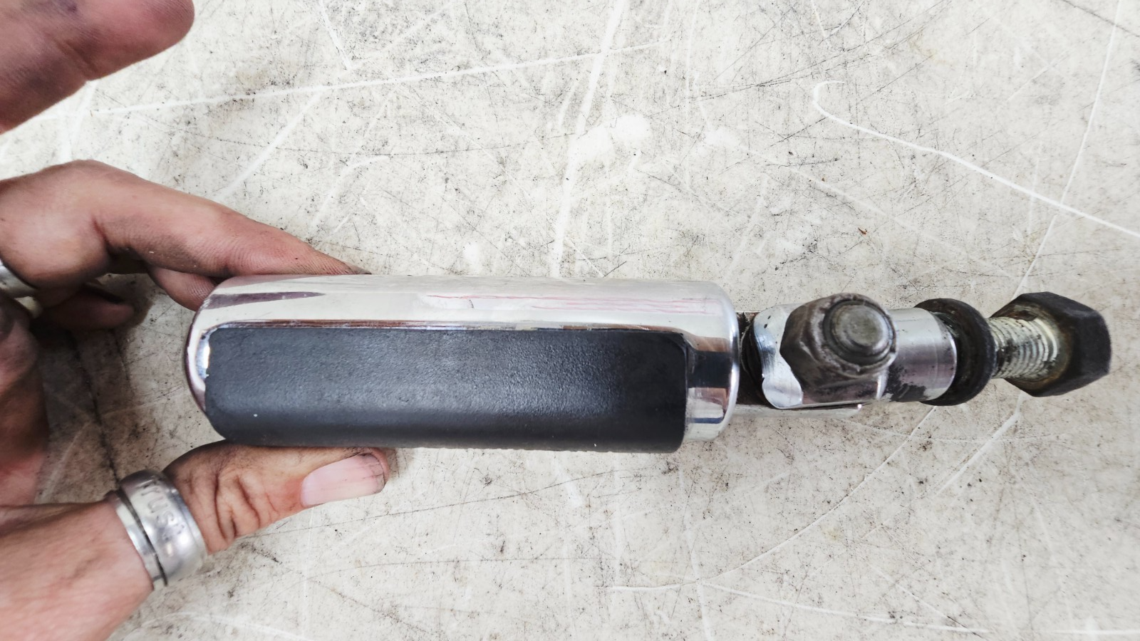 1990 Harley FXR FXRT FXRD FXRS FXLR FXRC Chrome Passenger Footpegs & MTG Bracket