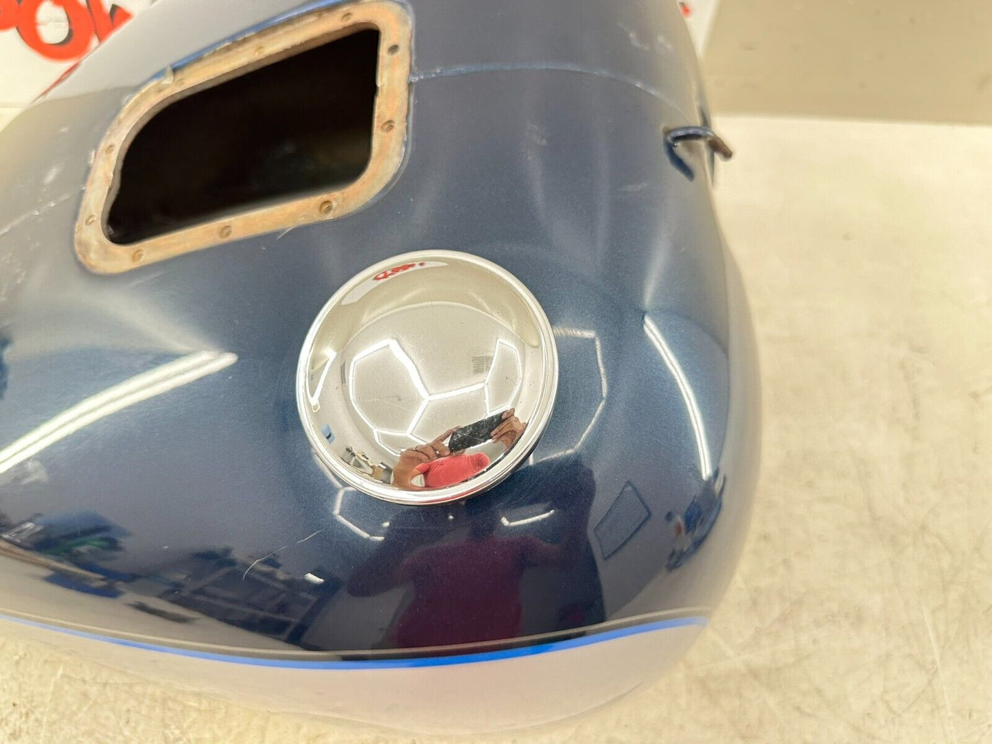 2002 HARLEY SOFTAIL OEM HD EFI Gas Fuel Tank Nice Paint