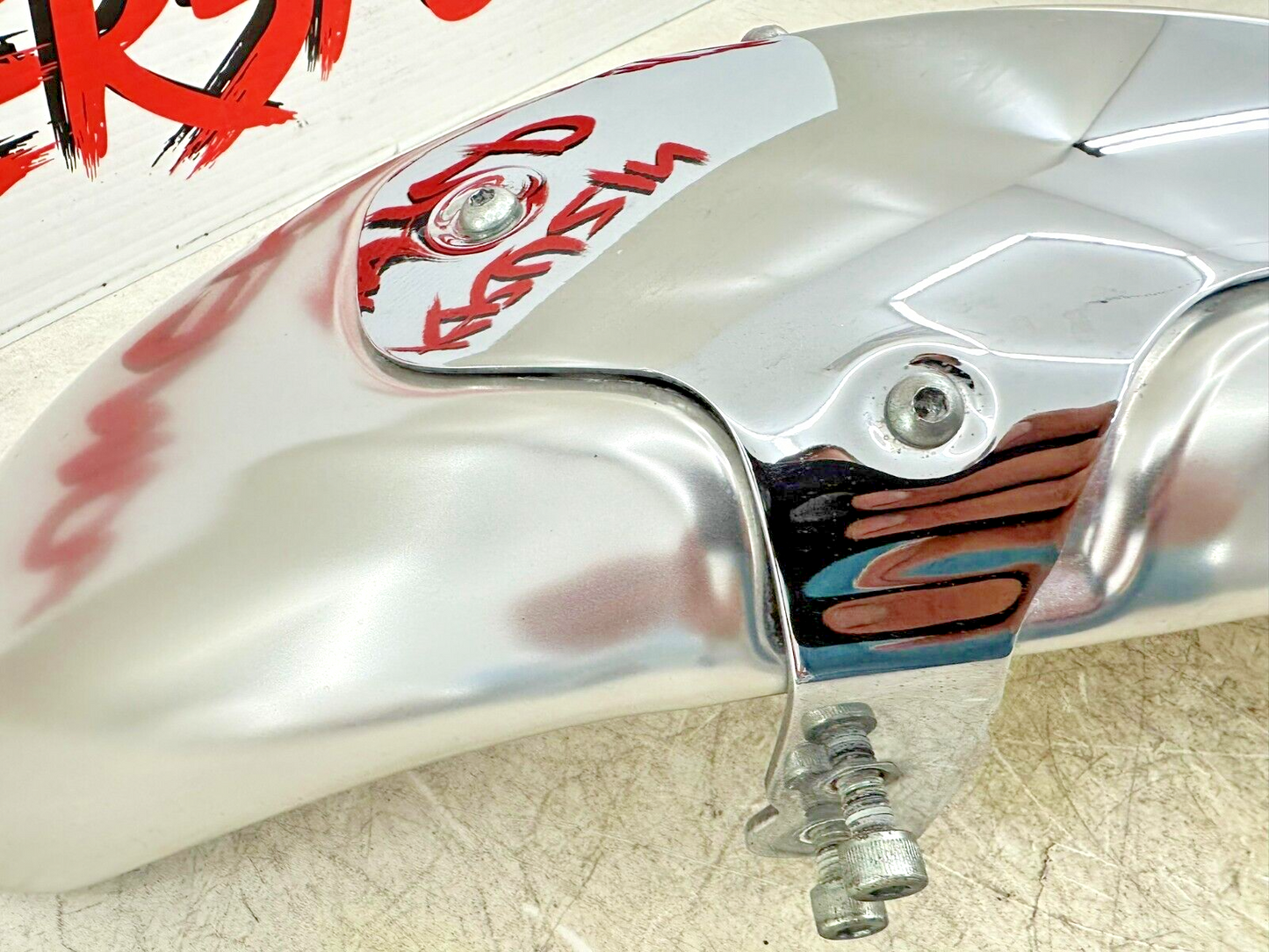 2003 Harley Davidson V Rod VRSCA 100th Anniversary Front Fender +Chrome Bracket