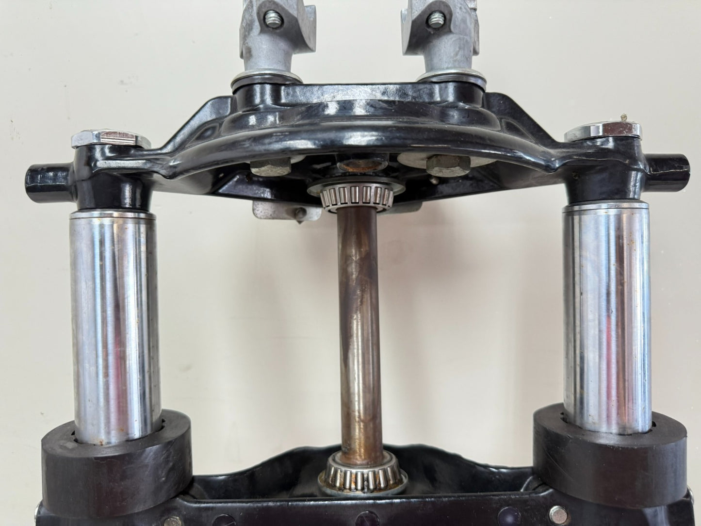 2003 HARLEY ELECTRA GLIDE Forks Triple Tree Clamp Axle Straight OEM HD