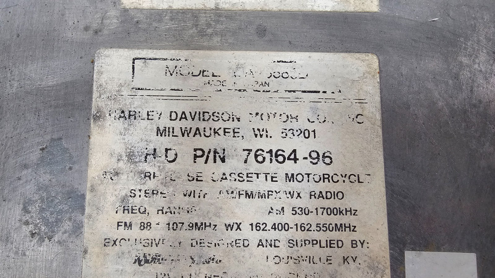 1996 HARLEY FLH ELECTRA GLIDE Radio Cassette Audio Head Unit 76164-96