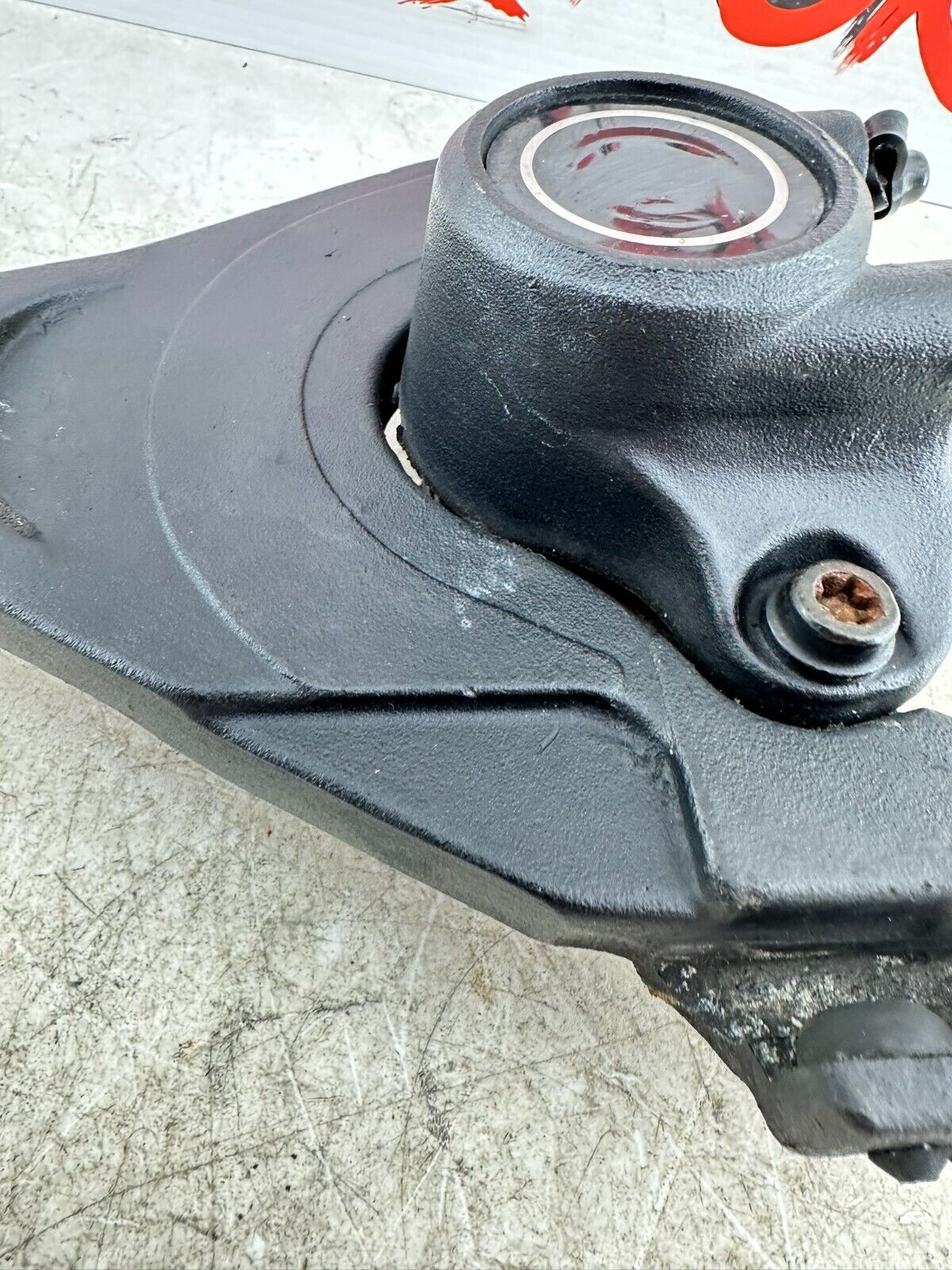 1995 HARLEY SOFTAIL Rear Brake Caliper + Mounting Bracket