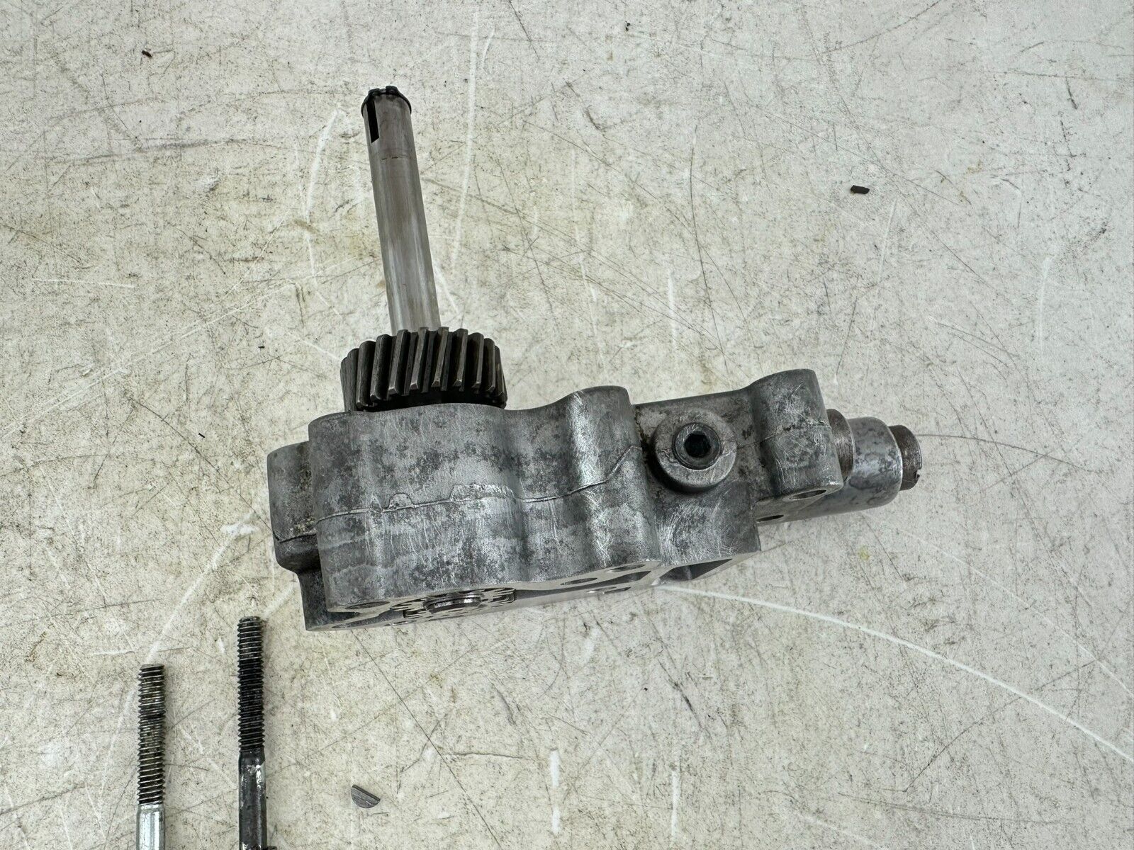 1999 HARLEY SOFTAIL OEM HD Oil Pump + Housing Case