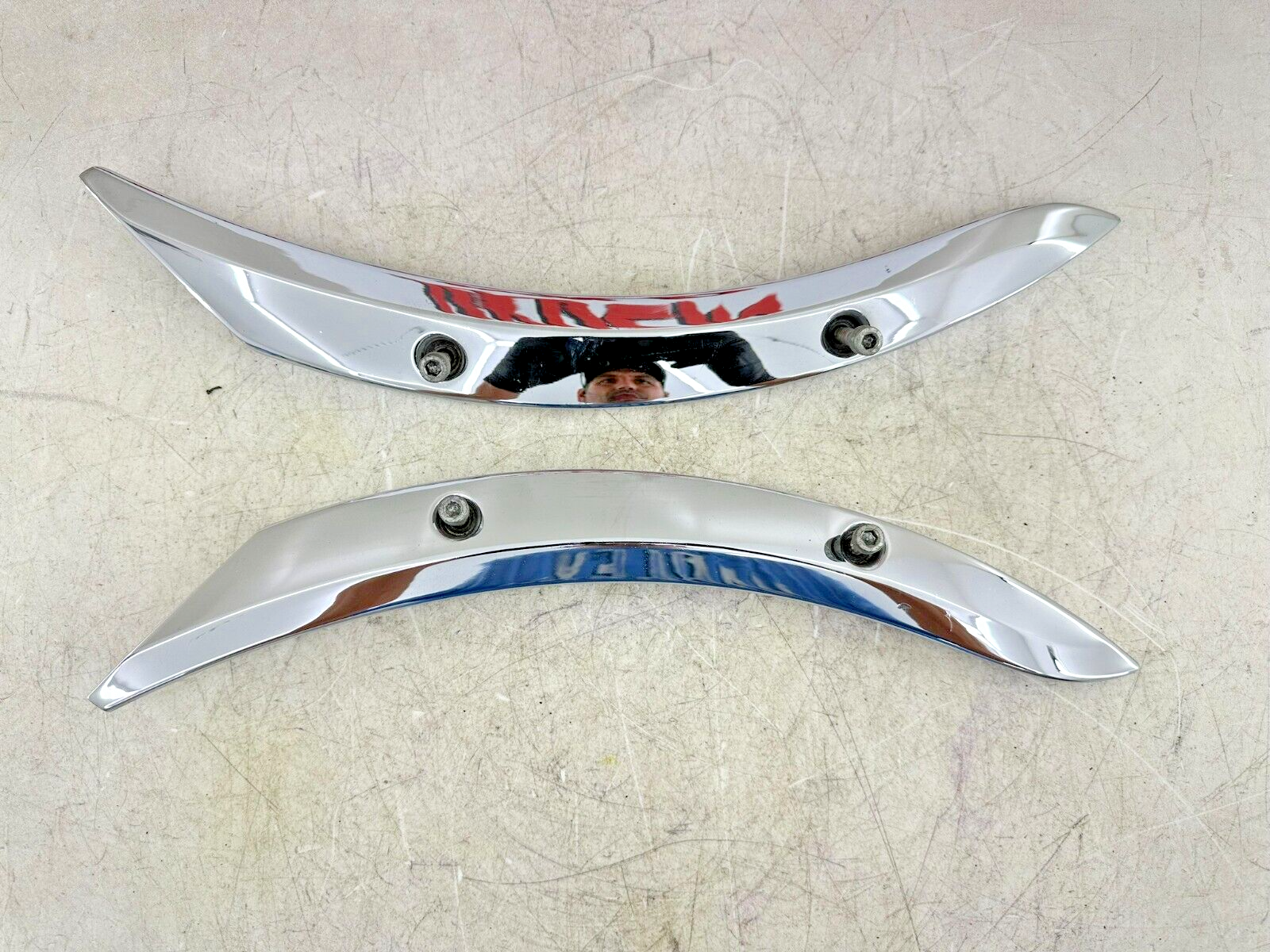 2006 Victory Kingpin Chrome Rear Fender Frame Strut Arm Bars