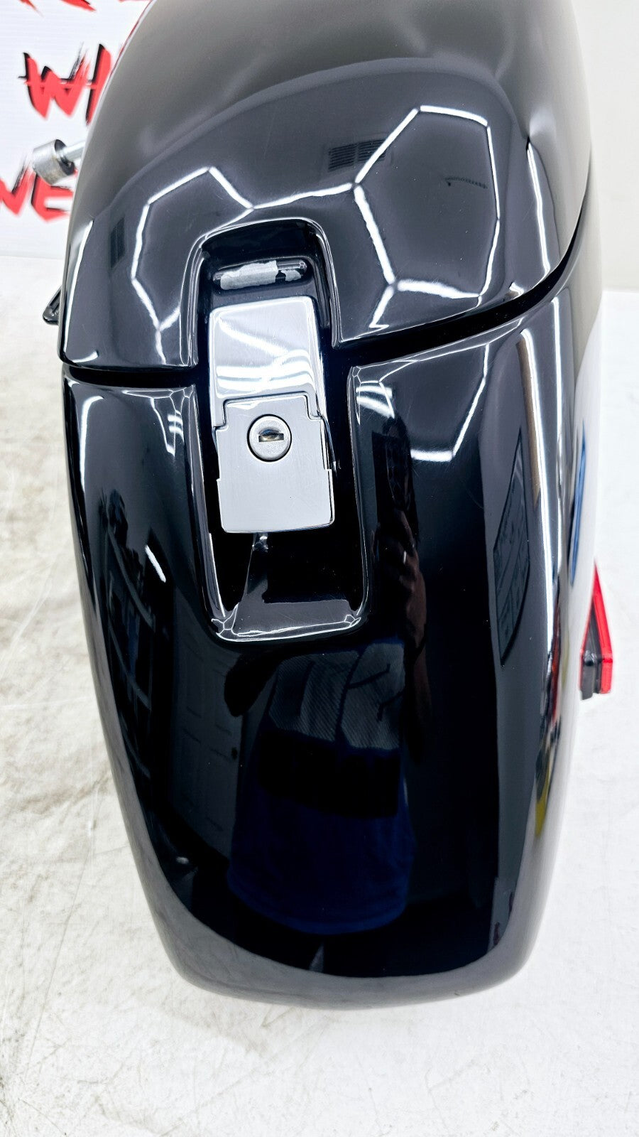 1999 HONDA VALKYRIE INTERSTATE Saddlebag Hard Left Right Mounting Bracket Frame