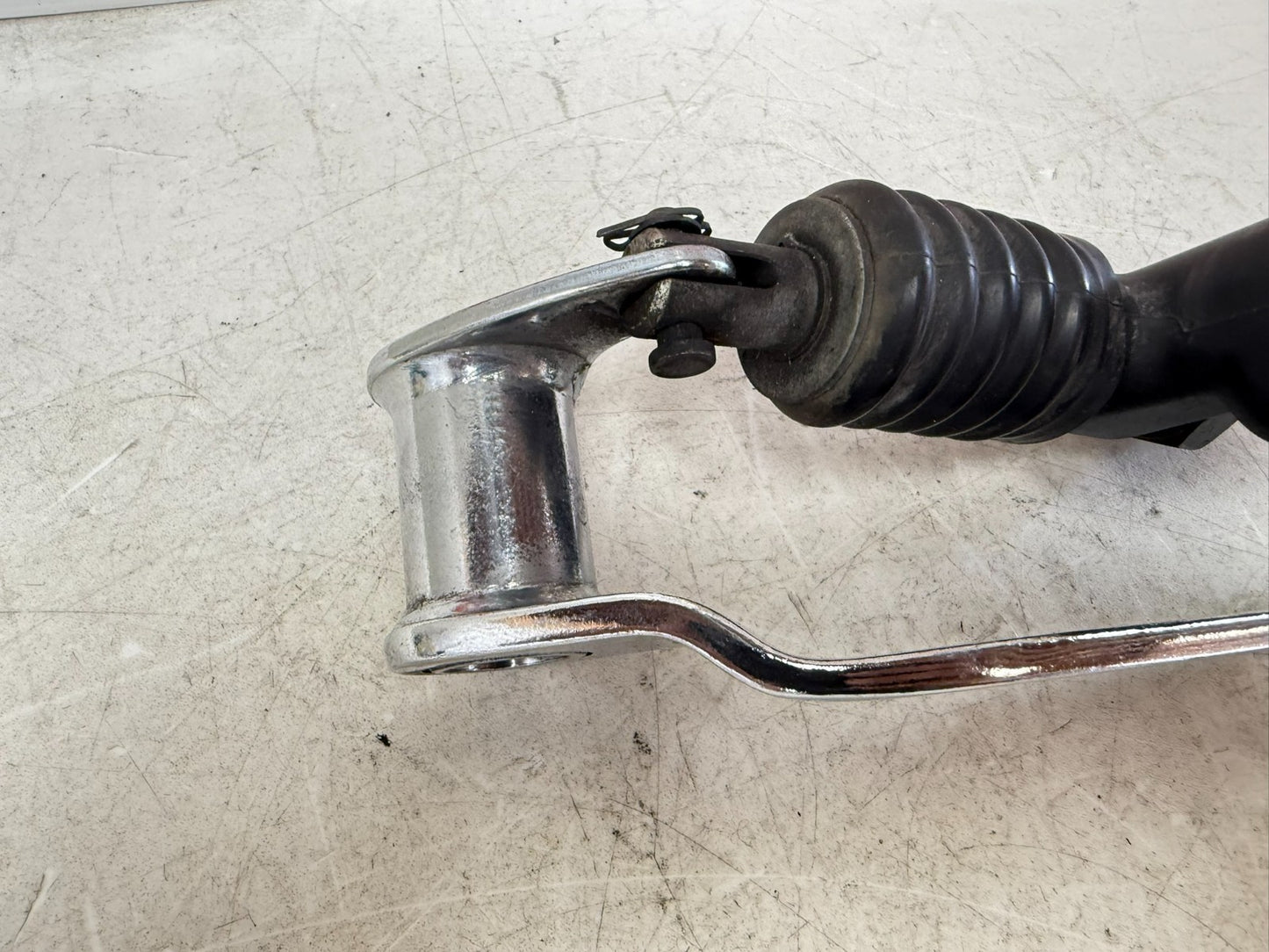2003 HARLEY ELECTRA GLIDE Rear Brake Master Cylinder & Pedal