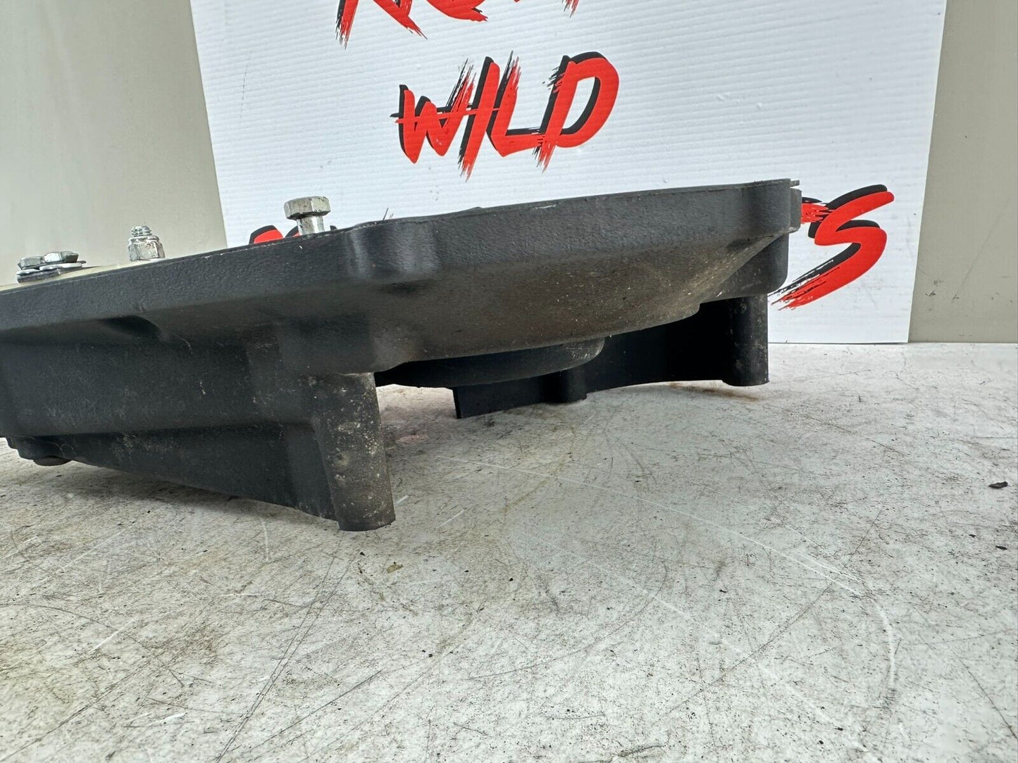 1997 HARLEY DYNA Inner Primary Backing Plate Case W/ Mid Control Hole