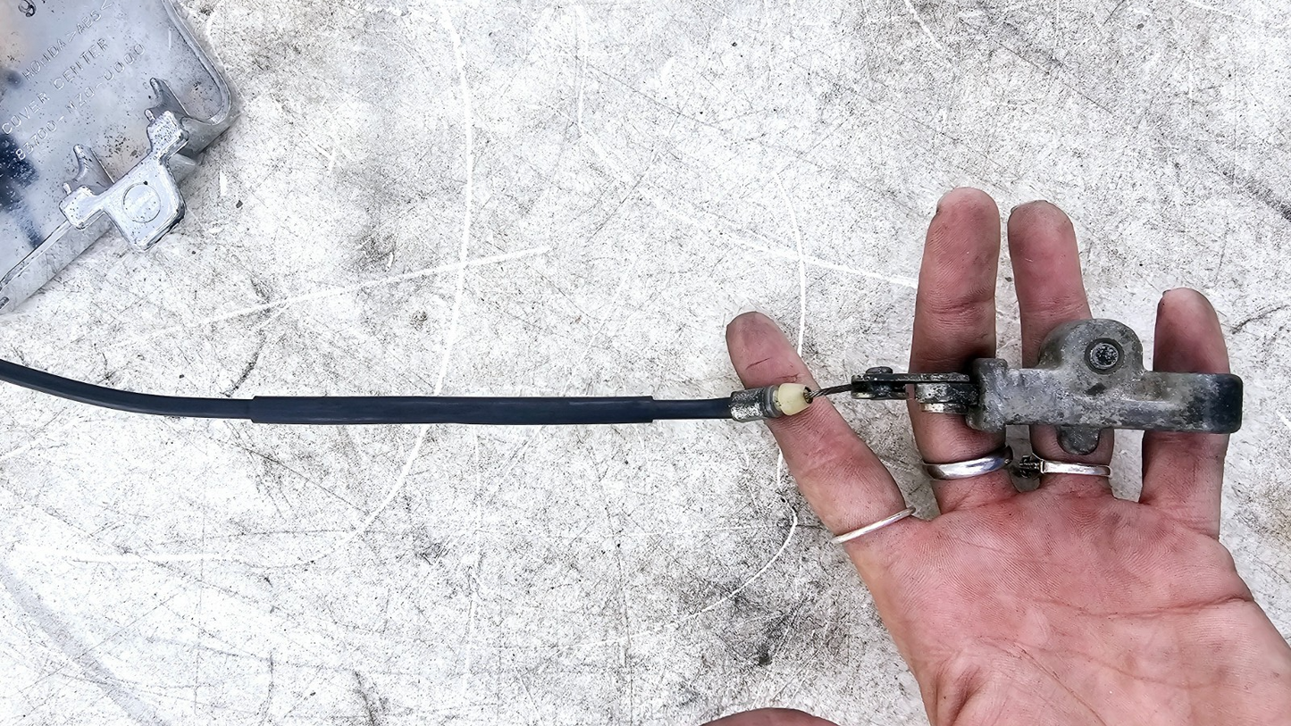 1999 HONDA VALKYRIE INTERSTATE Chrome Center Seat Lock Cover Fairing Panel