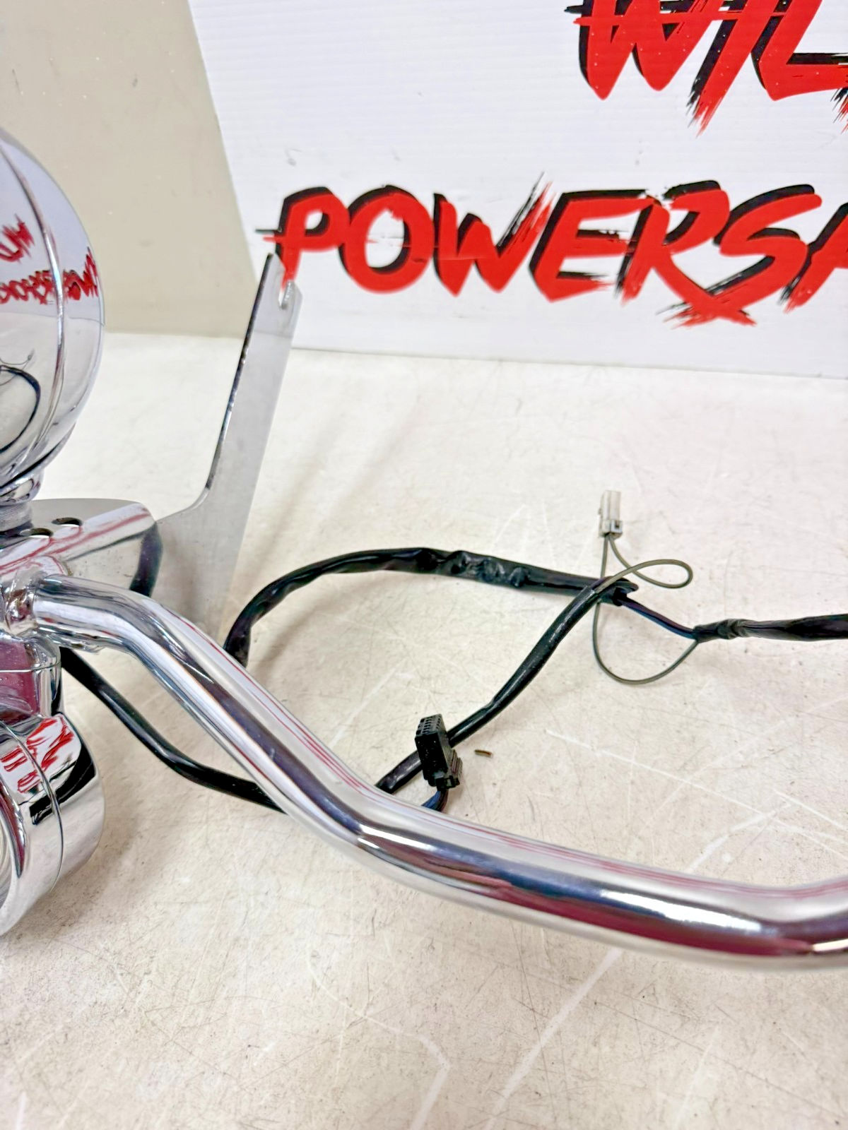 1998 HARLEY FLH ROADKING Highway Fog Spot Lamp Turn Signal Light Bar Chrome