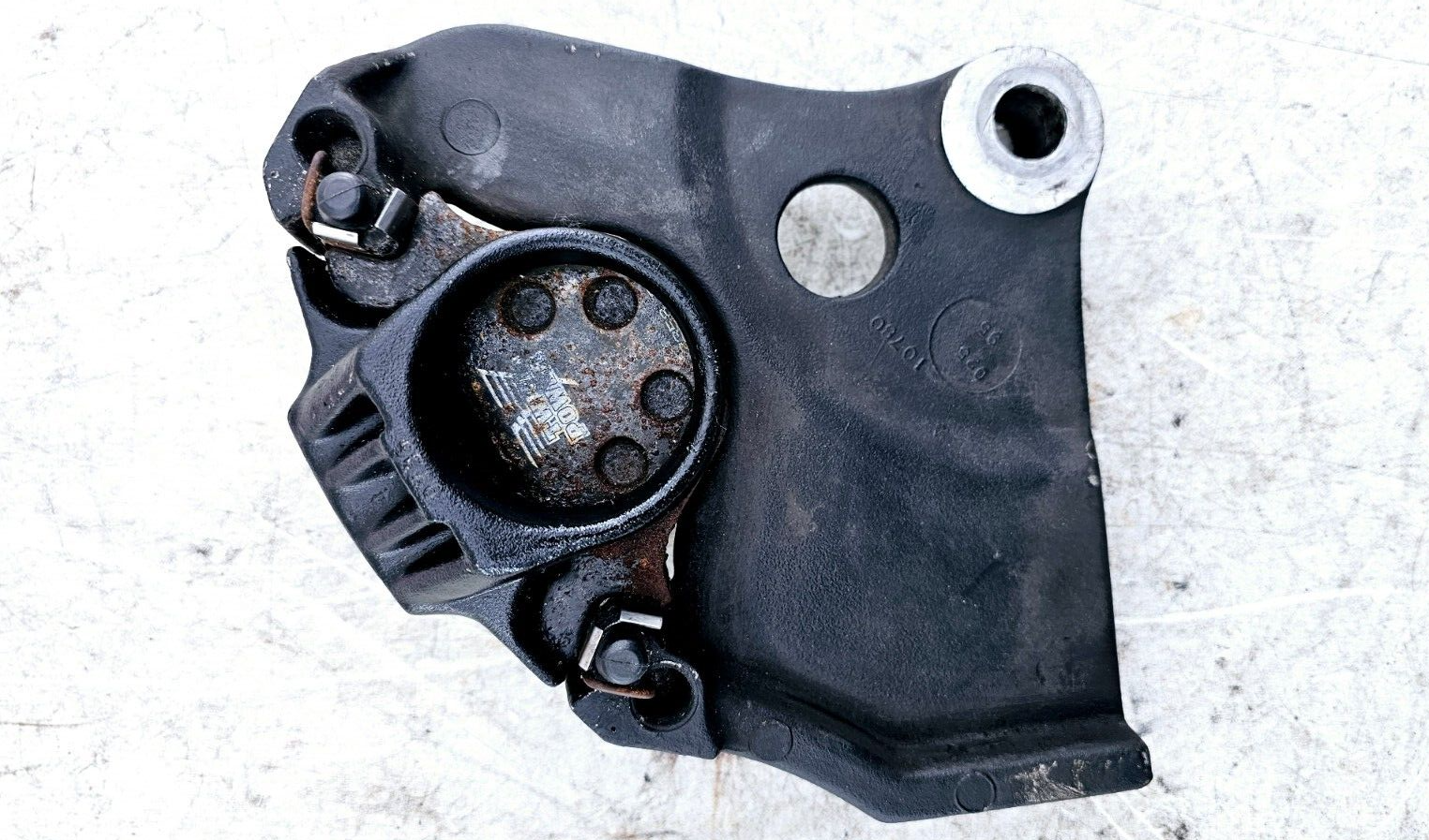 1995 HARLEY DYNA CONVERTIBLE Rear Brake Caliper + Mounting Bracket