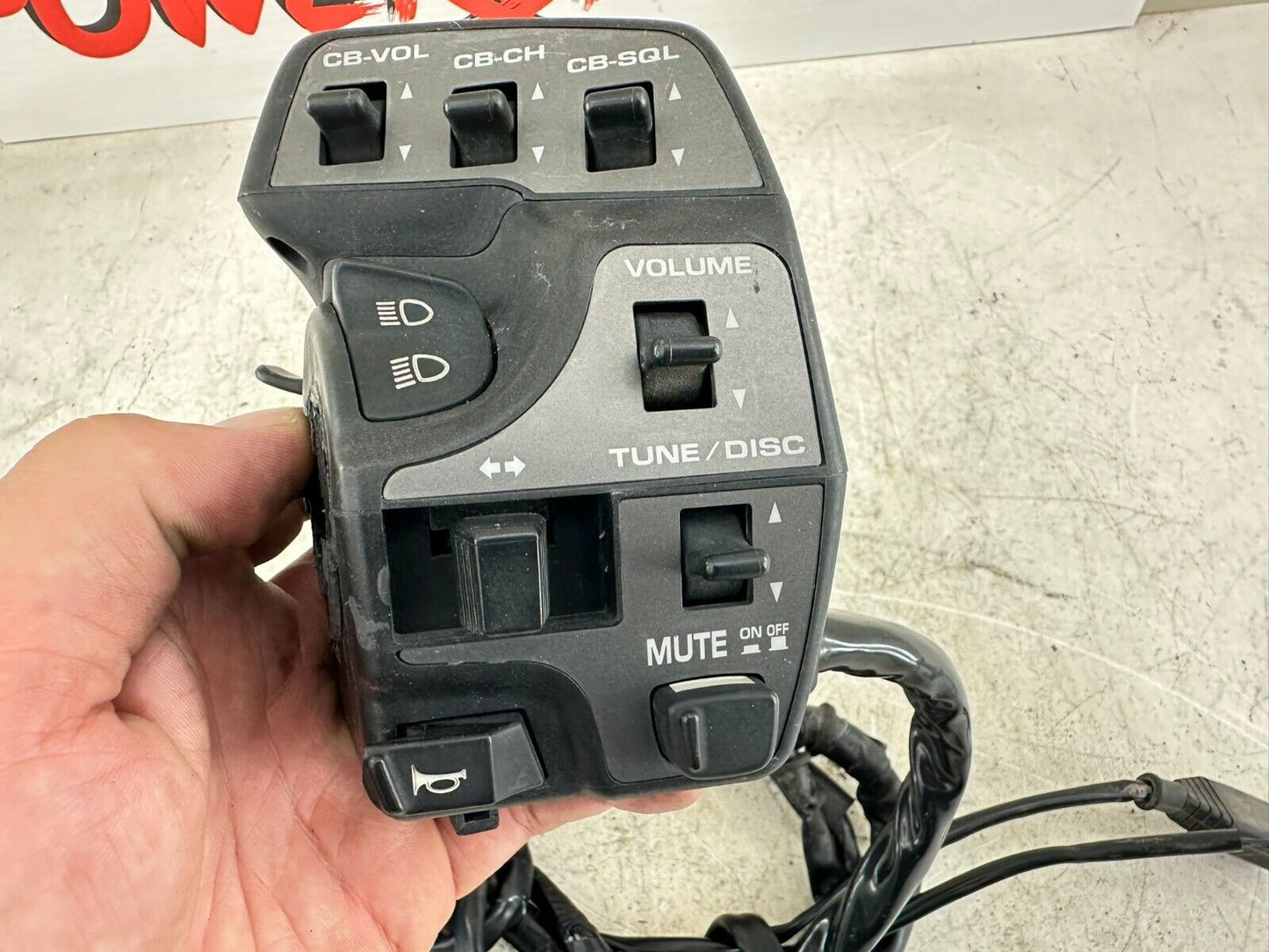 2004 Honda Goldwing GL1800 Left Hand Controls Switch Buttons CB Horn
