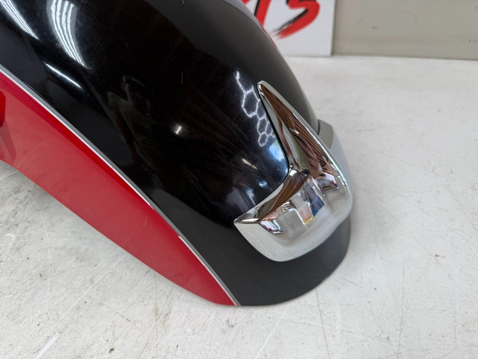 2001 HONDA VALKYRIE INTERSTATE OEM Front Fender With Chrome Trim Tip